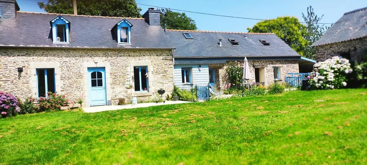 Ti Gwen Holiday home Plonevez-du-Faou